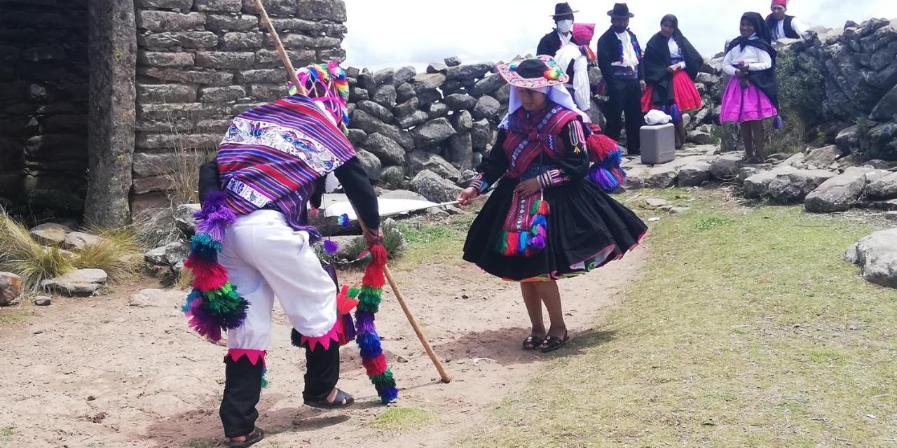 Taquile Hospedaje Mario Huillanopampa Екстер'єр фото