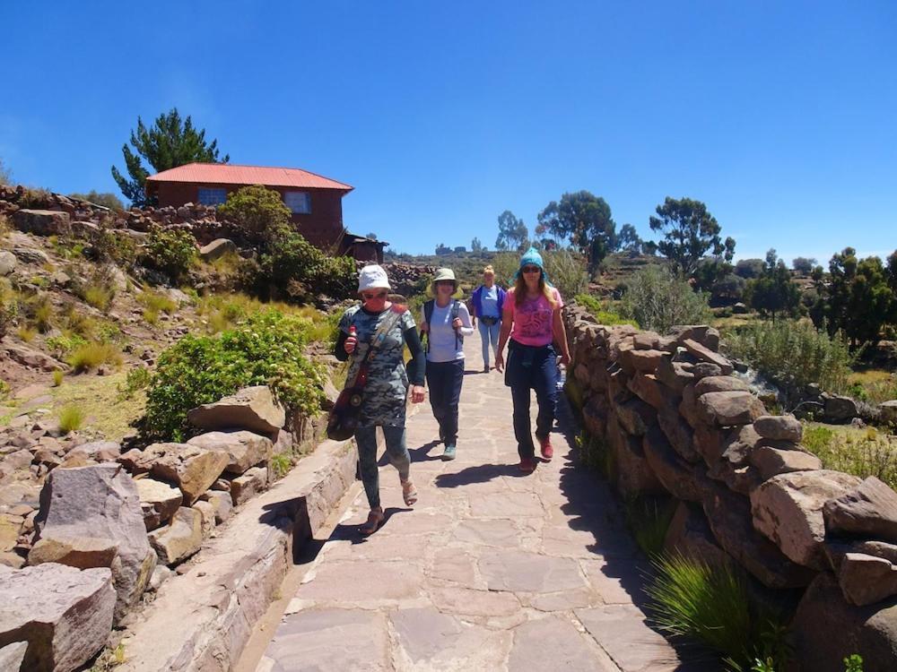 Taquile Hospedaje Mario Huillanopampa Екстер'єр фото