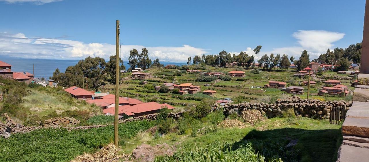 Taquile Hospedaje Mario Huillanopampa Екстер'єр фото